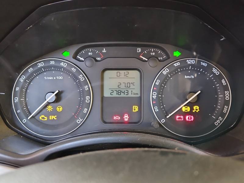 Щиток приборов Skoda Octavia 2 1Z0920810B