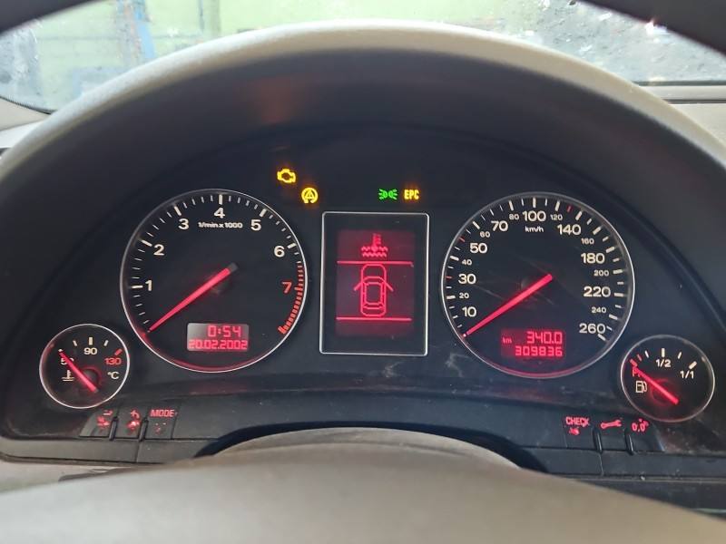 Щиток приладів Audi A4 B6 8E0920900L