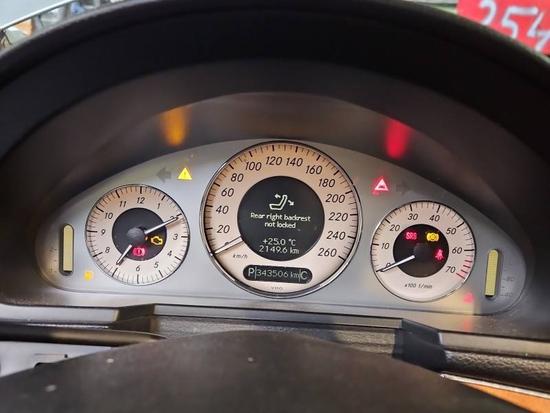 Щиток приладів Mercedes E W211 A2115405448