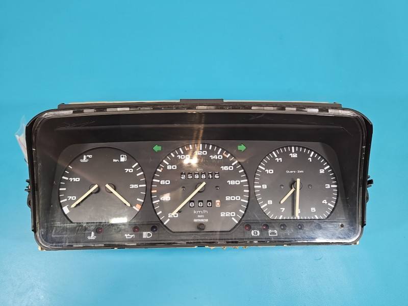 Щиток приборов Volkswagen Passat B3 357919033EL