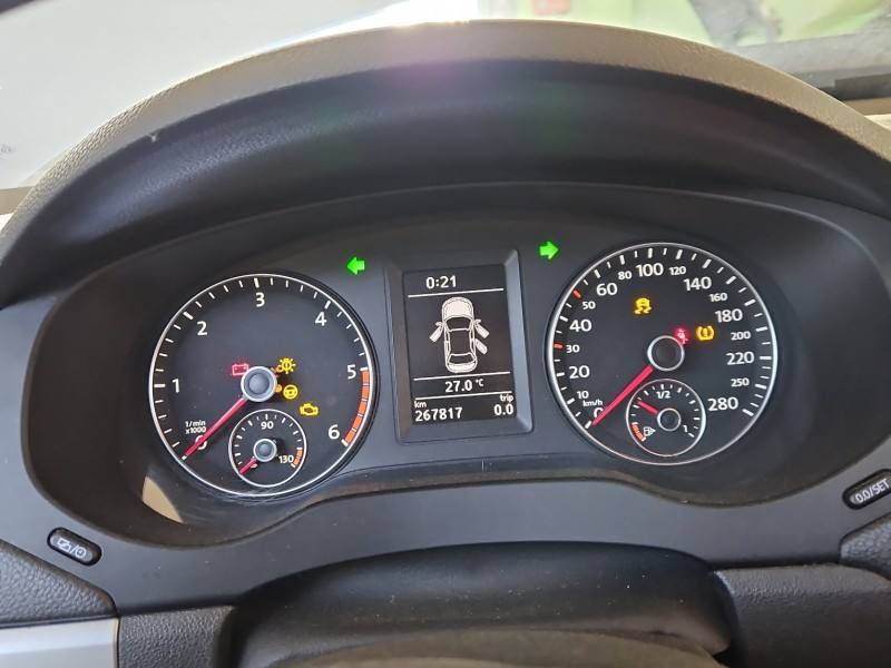 Щиток приборов Volkswagen Jetta 5C6920872A
