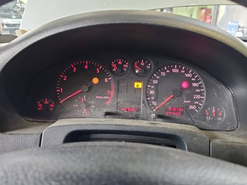 Щиток приладів Audi A6 C5 4B0919860L