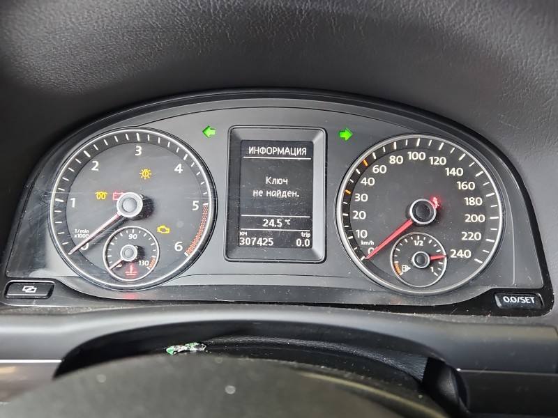 Щиток приборов Volkswagen Touran 1T0920871D