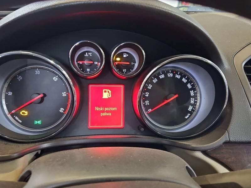 Щиток приладів Opel Insignia 13327313