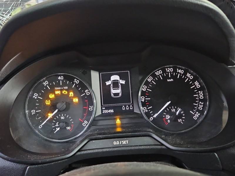 Щиток приладів Skoda Octavia 3 5E0920740