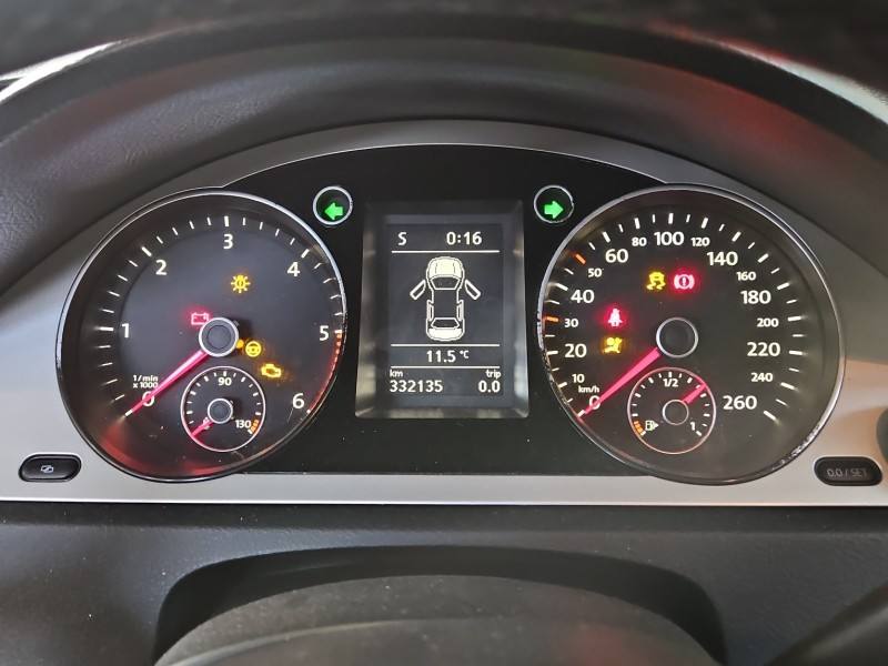 Щиток приладів Volkswagen Passat B6 3C0920871T