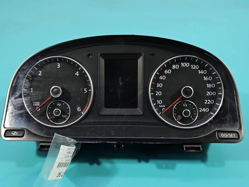 Щиток приборов Volkswagen Touran 1T0920875A — фото детали 2