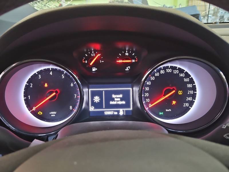 Щиток приладів Opel Astra K 39102851