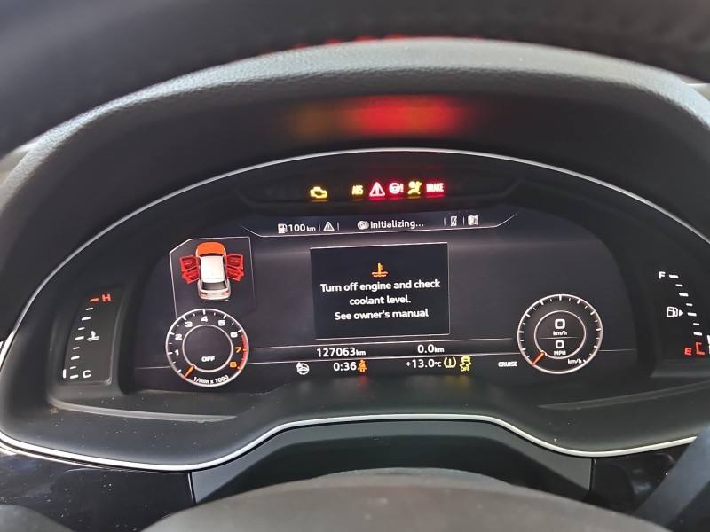 Щиток приборов Audi Q7 4M0920890B