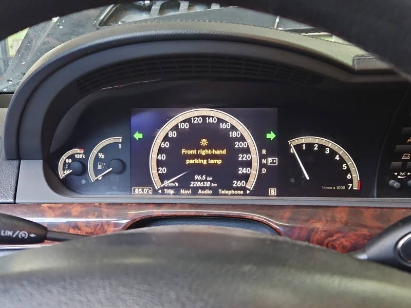 Щиток приладів Mercedes S W221 A2215404147