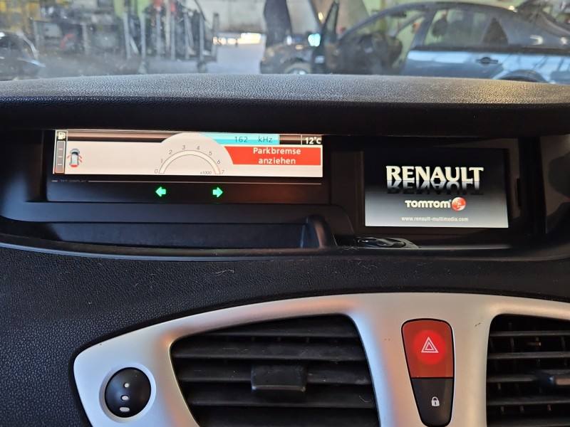 Щиток приладів Renault Scenic 3 248105356R