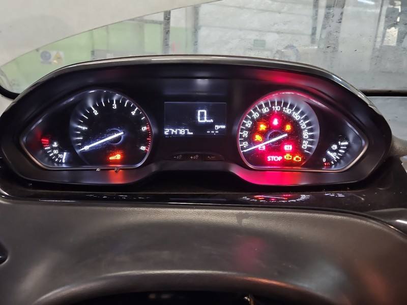 Щиток приборов Peugeot 208 9822621580