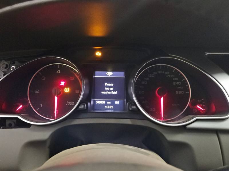 Щиток приладів Audi A5 8T 8T0920931A