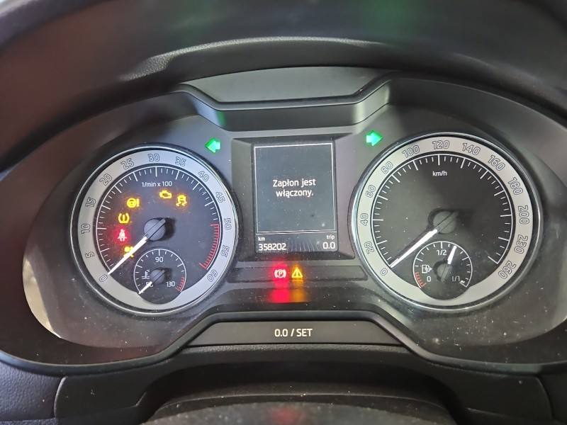 Щиток приборов Skoda Octavia 3 5E0920711B