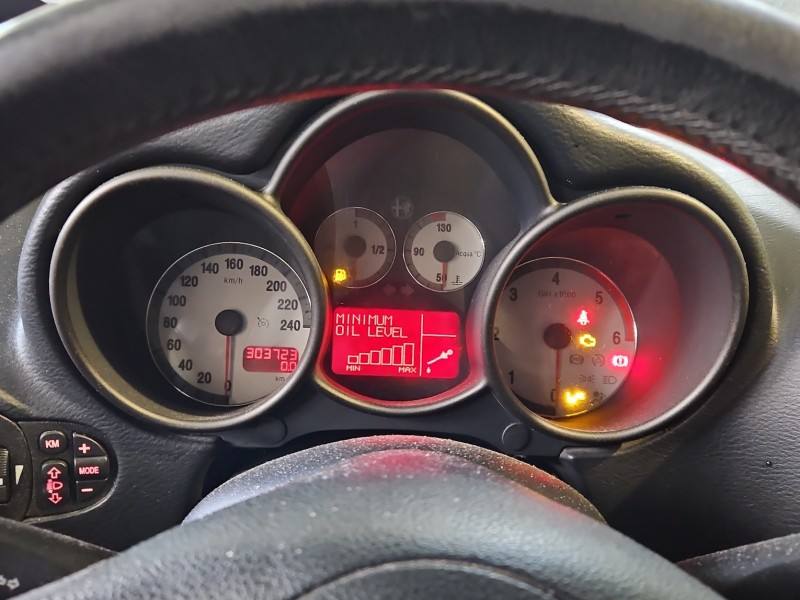 Щиток приладів Alfa romeo Gt 156050197