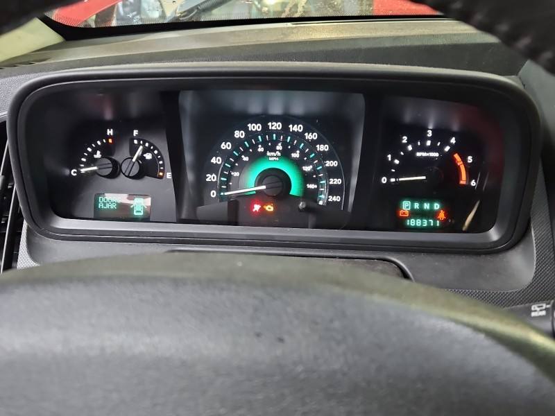Щиток приборов Dodge Journey P05172836AD