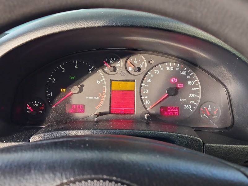 Щиток приладів Audi A6 C5 4B0920930L