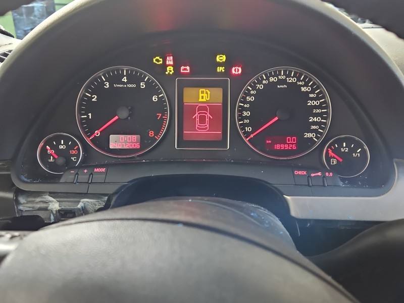 Щиток приладів Audi A4 B7 8E0920901J