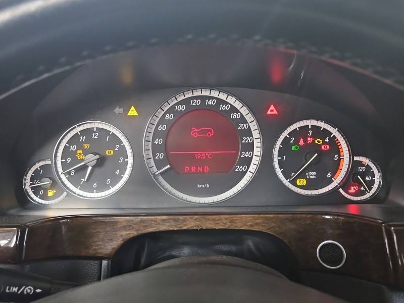 Щиток приборов Mercedes E W212 A2129004104