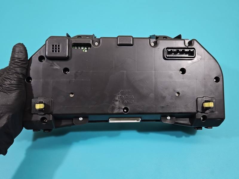 Щиток приборов Toyota Avensis T27 83800-05K40 — фото детали 3