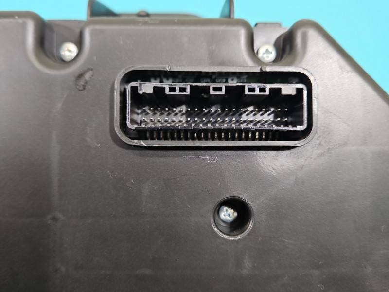 Щиток приборов Toyota Avensis T27 83800-05K40 — фото детали 4