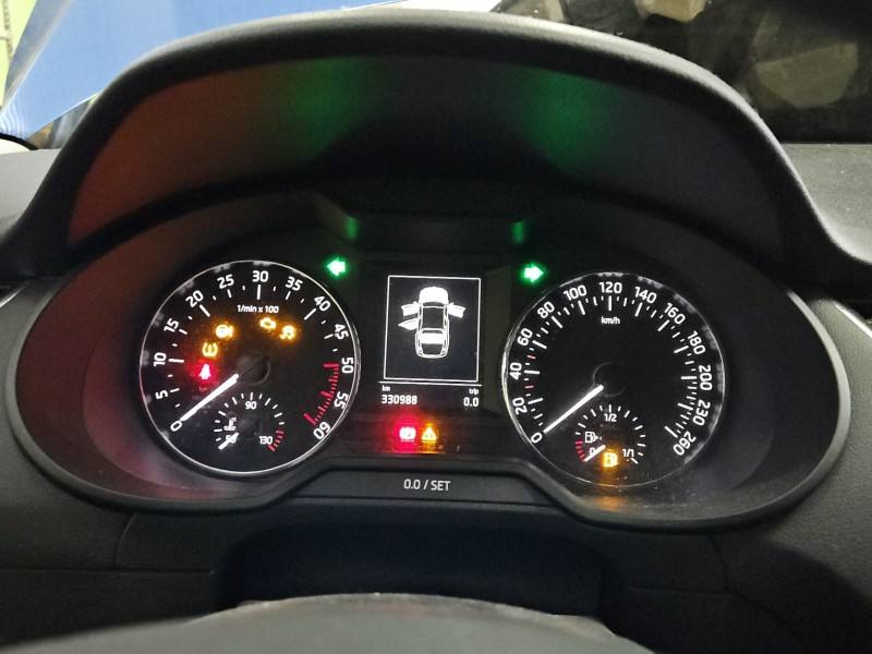 Щиток приборов Skoda Octavia 3 5E0920781C