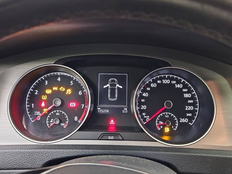 Щиток приладів Volkswagen Golf 7 5G1920740