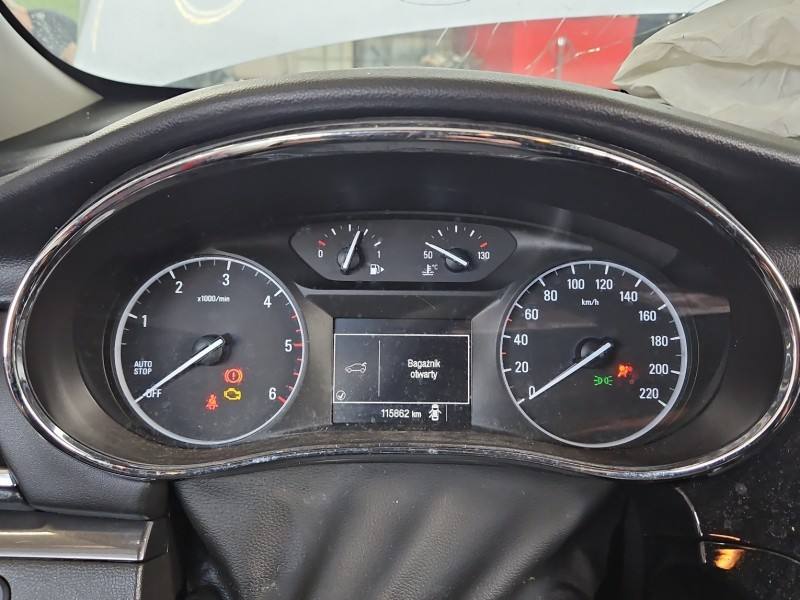 Щиток приладів Opel Mokka 42483699