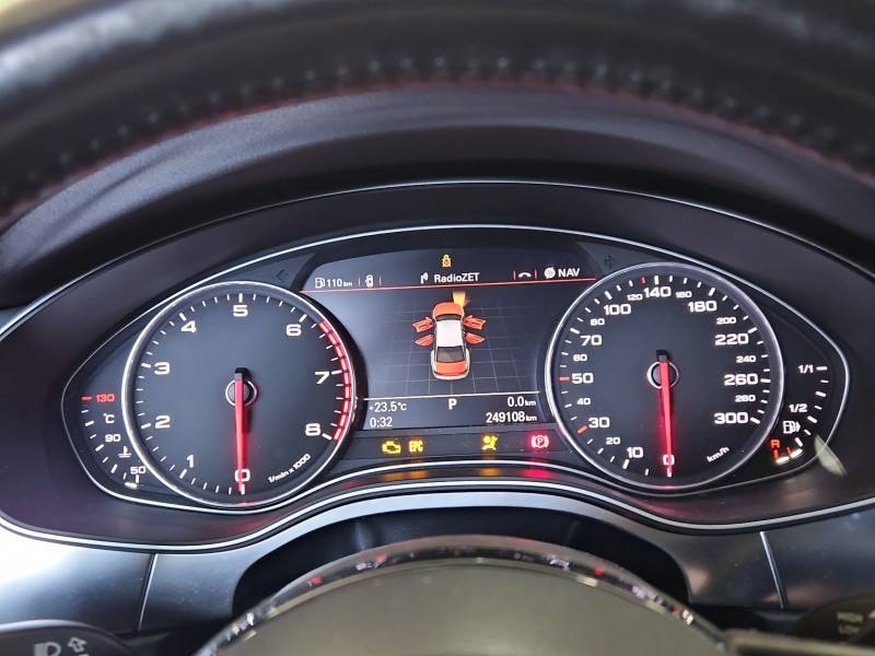Щиток приладів Audi A6 C7 4G8920932B