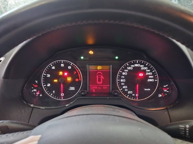 Щиток приборов Audi Q5 8R0920900M