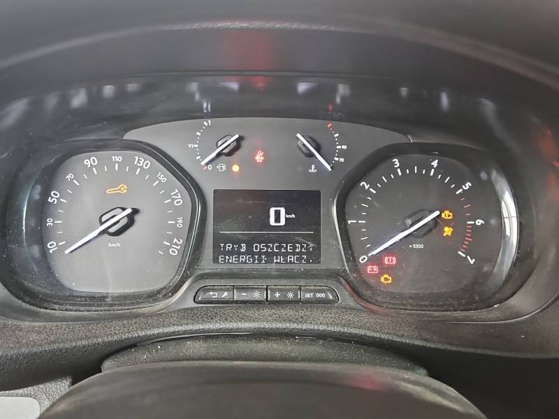 Щиток приладів Peugeot Expert 9831168780