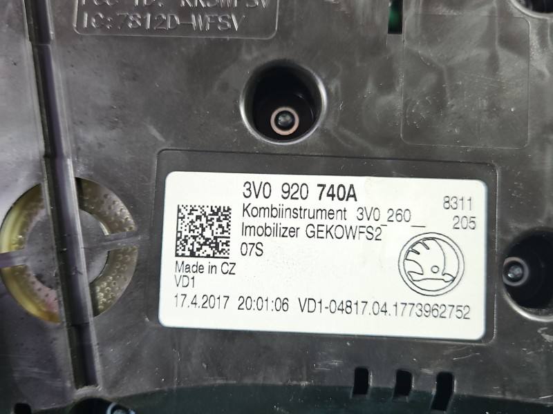 Щиток приборов Skoda Superb 3 3V0920740A — фото детали 8