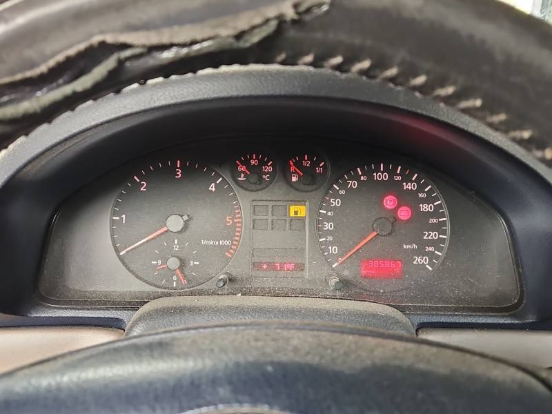 Щиток приладів Audi A4 B5 110008989/001