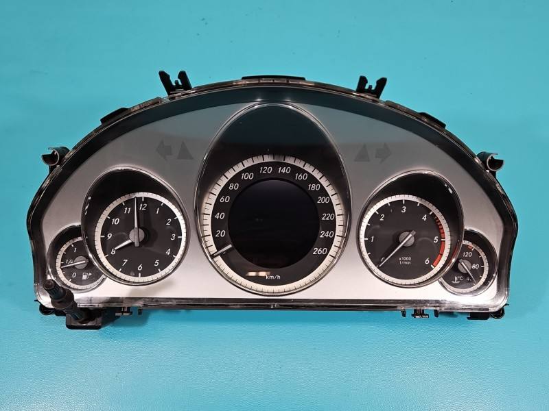 Щиток приборов Mercedes E C207 A2129004113 — фото детали 2