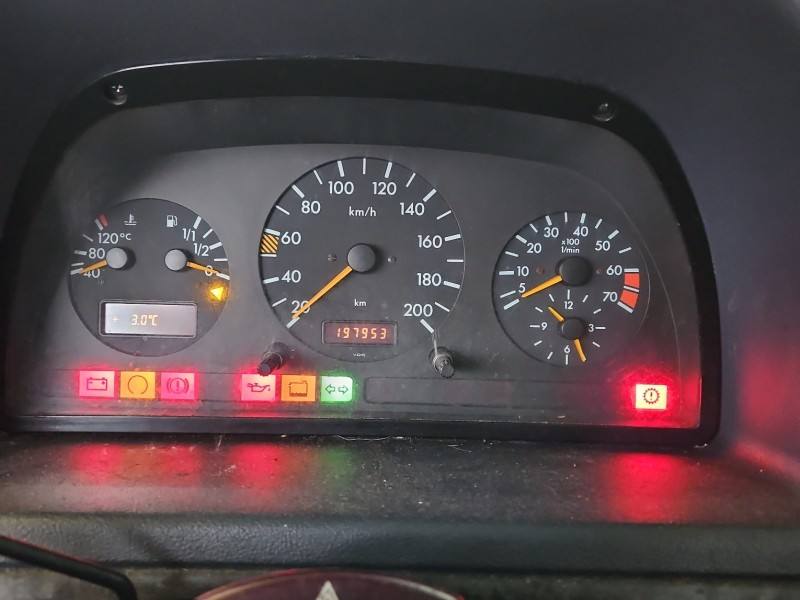 Щиток приладів Mercedes Vito MB0005423901
