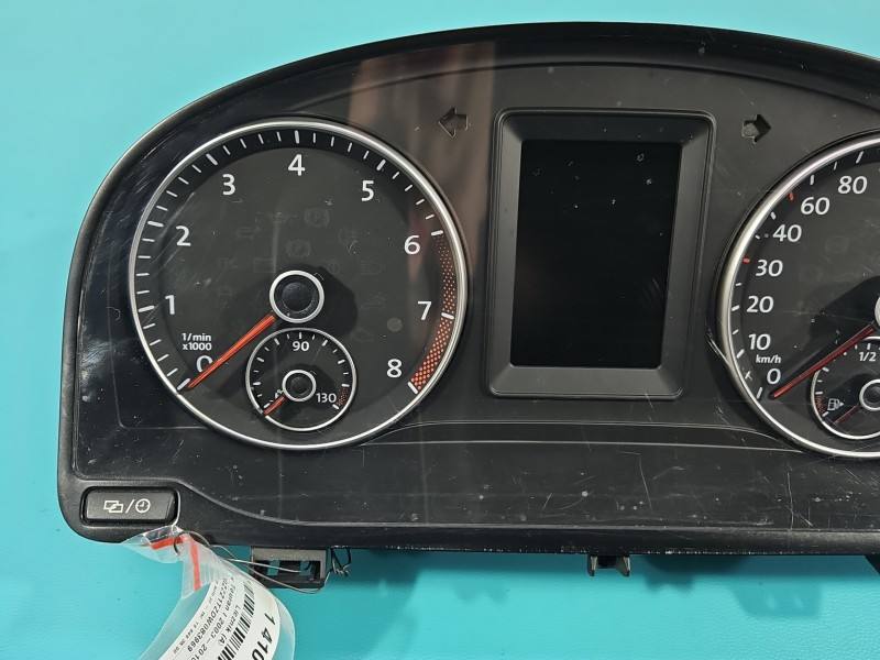 Щиток приборов Volkswagen Touran 1T0920875D — фото детали 4