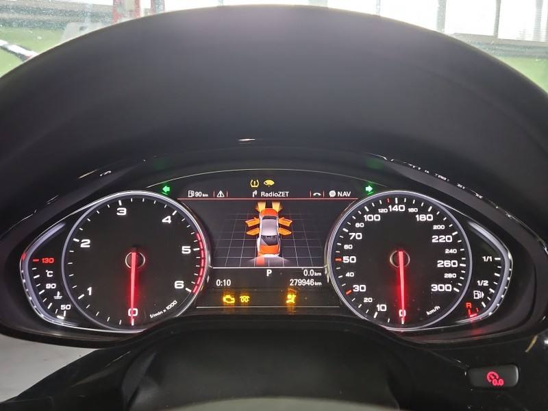 Щиток приладів Audi A8 D4 0263670092