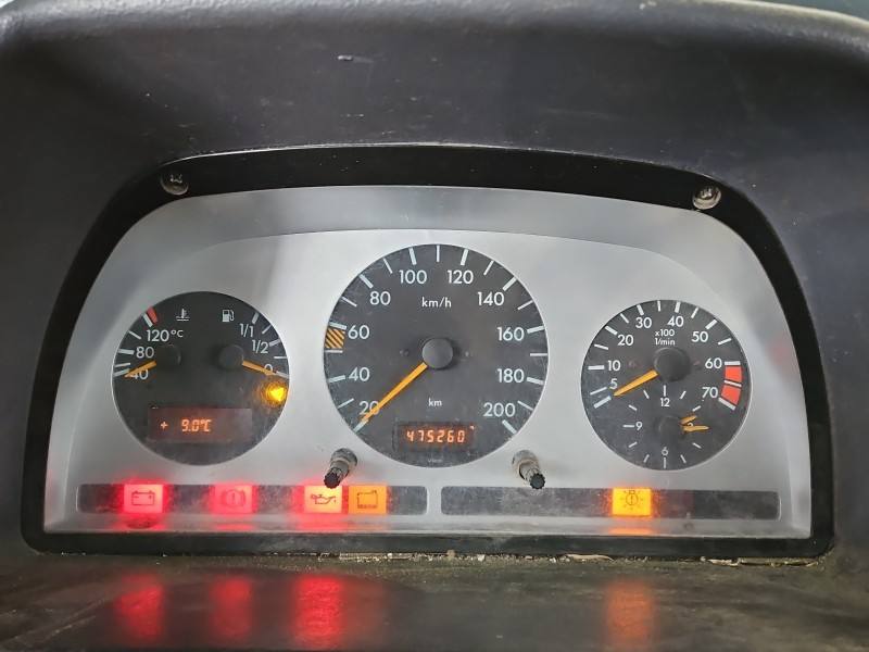 Щиток приладів Mercedes Vito MB0005423901