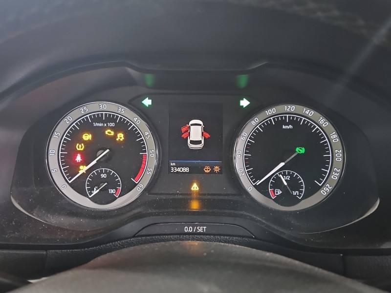 Щиток приладів Skoda Karoq 565920751A