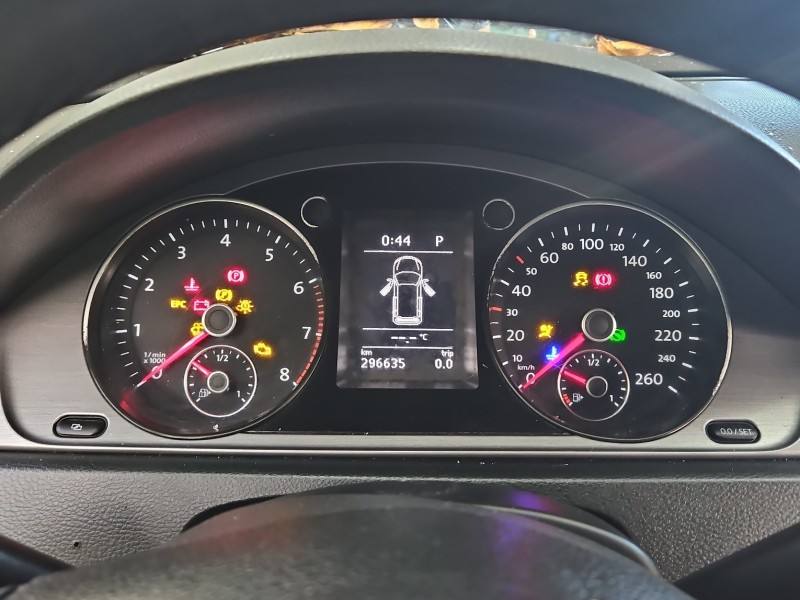 Щиток приладів Volkswagen Passat B7 3AA920870E