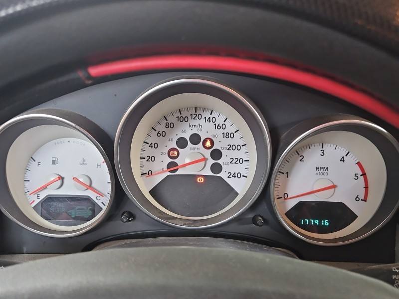 Щиток приладів Dodge Caliber P05107037AG