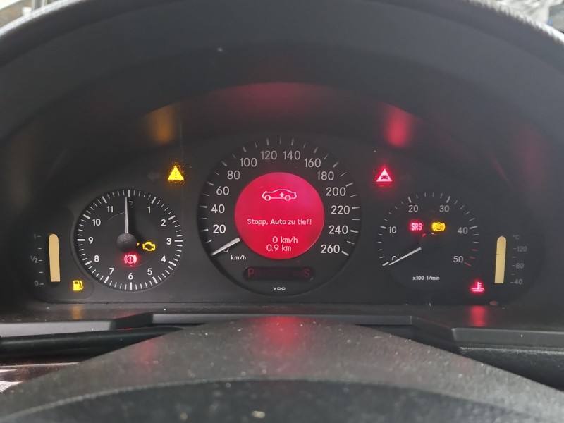 Щиток приладів Mercedes E W211 A2115400411
