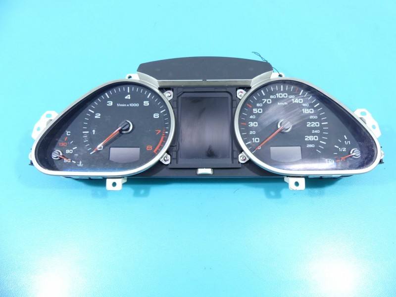 Щиток приборов Audi A6 C6 5550022002