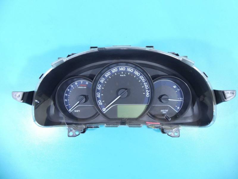 Щиток приборов Toyota Auris 83800-F2J30