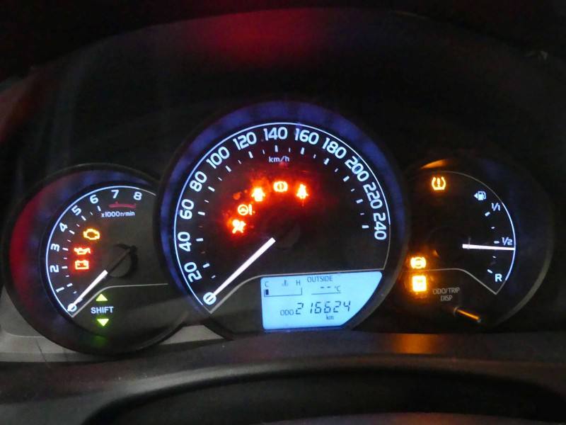 Щиток приборов Toyota Auris 83800-F2J30 — фото детали 6