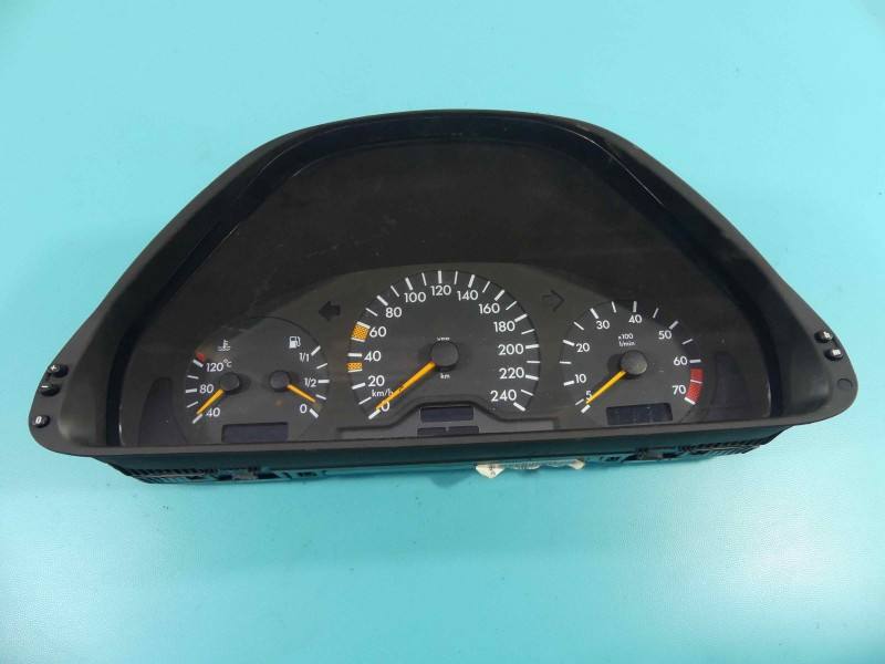 Щиток приладів Mercedes CLK W208 2085401911