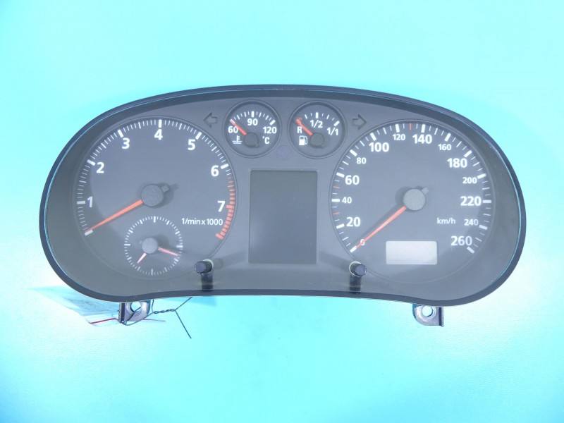 Щиток приборов Audi A3 8L 8L0919880AX