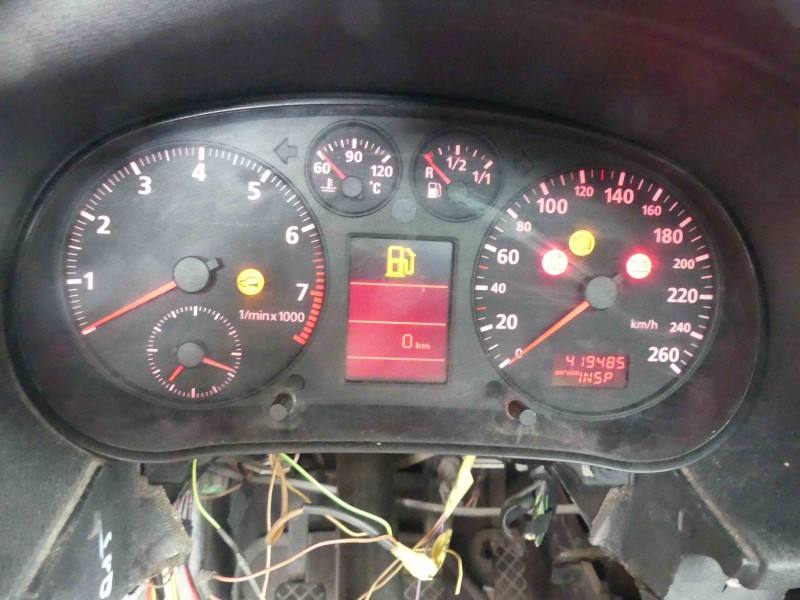 Щиток приборов Audi A3 8L 8L0919880AX — фото детали 5