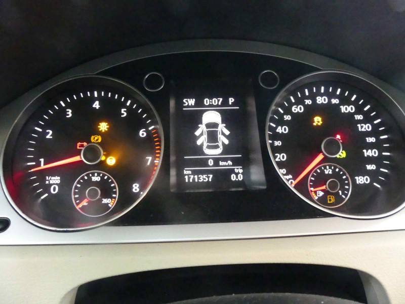 Щиток приборов Volkswagen Passat CC 3C8920970J — фото детали 5