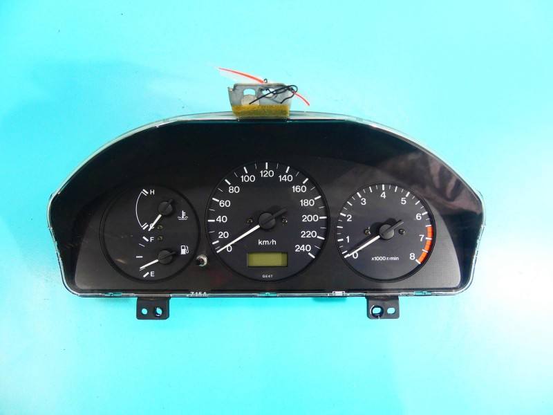 Щиток приладів Mazda 626 GE6WE